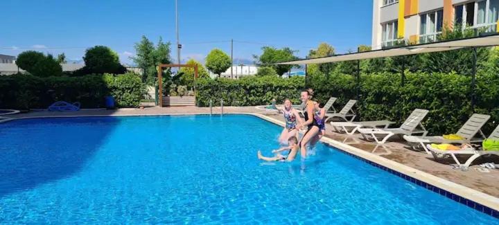 Апартаменты Luxury Holiday - Spa, Olympic Pool, Sauna No88 Анталья Экстерьер фото